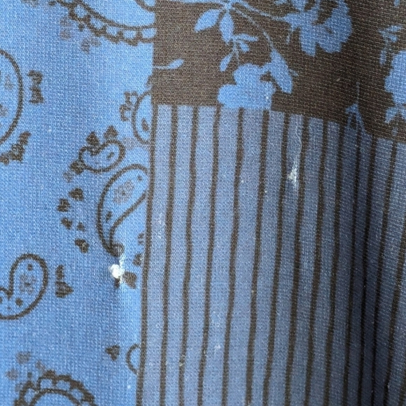 Lily by Firmiana | Blue Floral V-Neck Long Sleeve Tunic - Picture 5 of 9